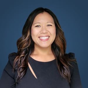 Headshot of Jen Bollinger