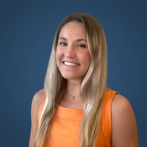 Headshot of Lauren Gilbert