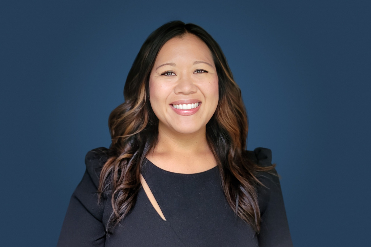 Jen Bollinger Headshot