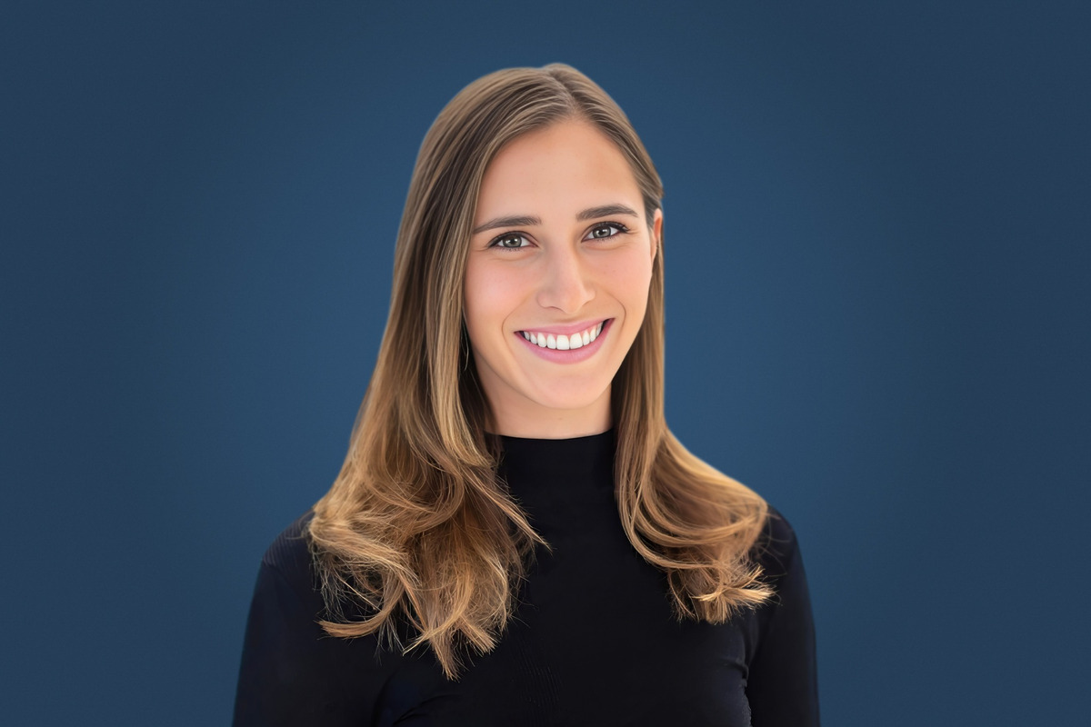 Lauren Wood Headshot